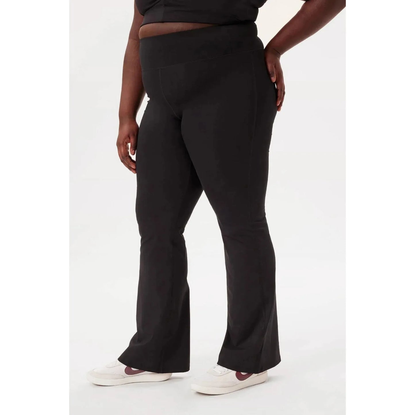 Girlfriend Collective Compressive Flare Leggings