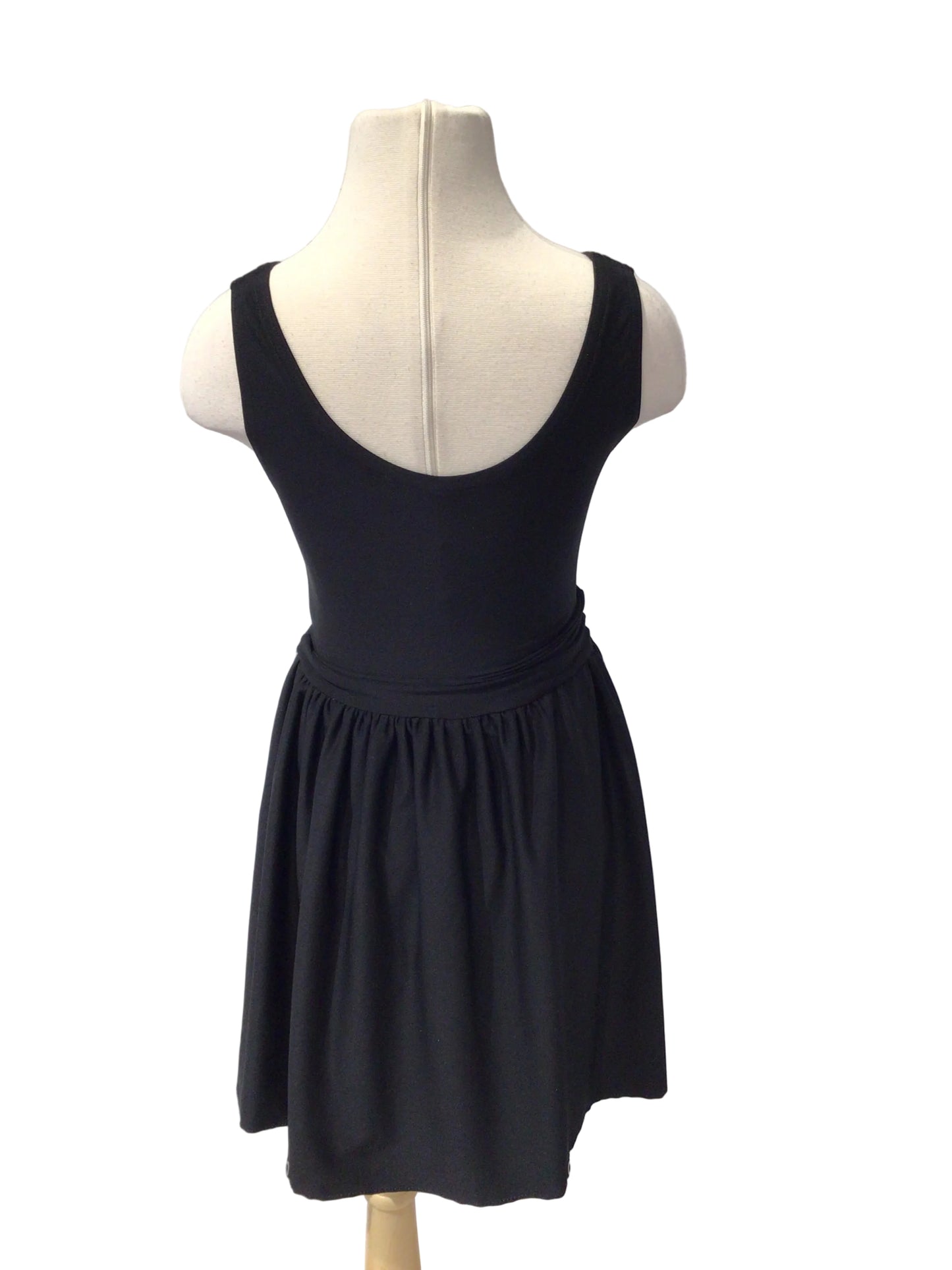 Black Dress/ White Rhomper